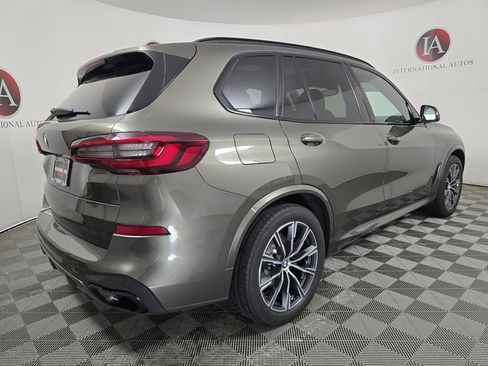Used 2022 BMW X5 xDrive40i w/ M Sport Package image 4