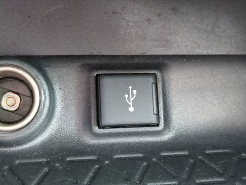 Certified 2021 Toyota RAV4 LE FWD image 20