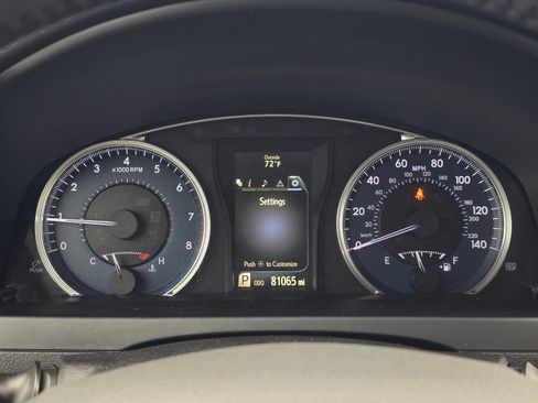 Used 2017 Toyota Camry XLE FWD image 18