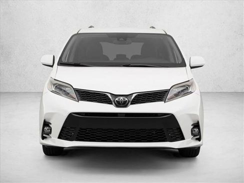 Used 2020 Toyota Sienna XLE image 12