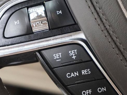 Used 2018 Lincoln Continental Select w/ Continental Climate Package AWD/4WD image 22