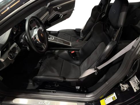 Used 2015 Porsche 911 GT3 RWD image 8