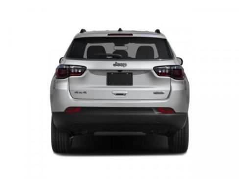 Used 2026 Jeep Compass Limited AWD/4WD image 8