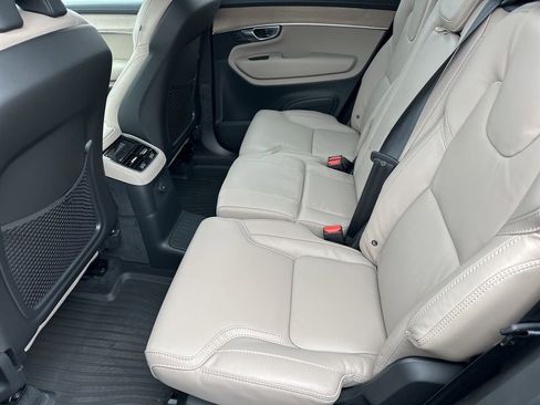 New 2026 Volvo XC90 T8 Ultra w/ Protection Package Premier image 8