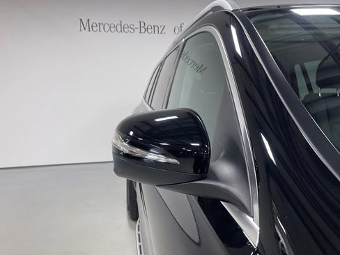Used 2026 Mercedes-Benz GLS 450 4MATIC image 12