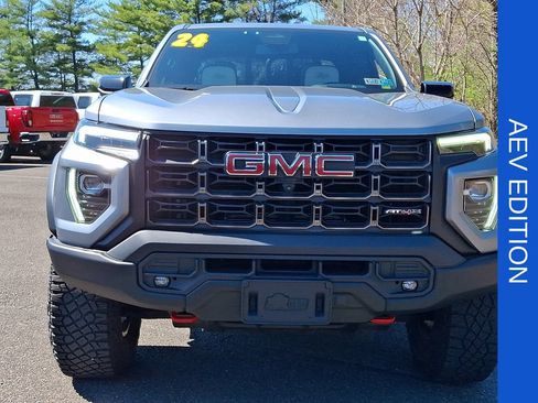Used 2024 GMC Canyon AT4X w/ AT4X AEV Edition AWD/4WD image 2