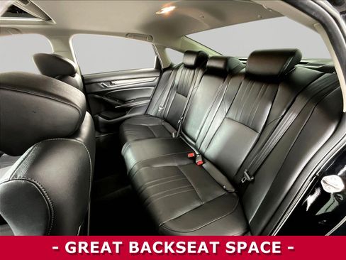 Used 2019 Honda Accord Touring image 22