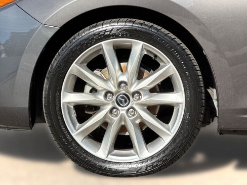 Used 2017 MAZDA MAZDA3 Touring FWD image 13