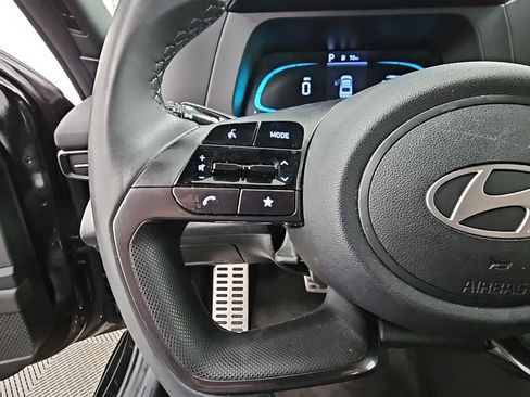 Used 2025 Hyundai Elantra Sport image 22