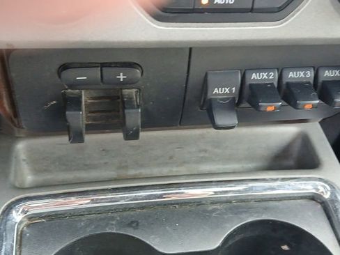 Used 2014 Ford F250 Lariat w/ Lariat Ultimate Package image 20