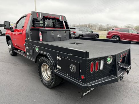 Used 2021 Chevrolet Silverado 3500 W/T w/ WT Convenience Package image 2