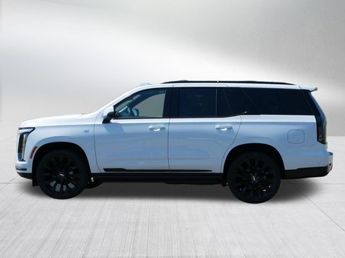 New 2026 Cadillac Escalade Platinum Sport AWD/4WD image 3