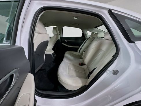 Used 2025 Hyundai Sonata SEL FWD image 24