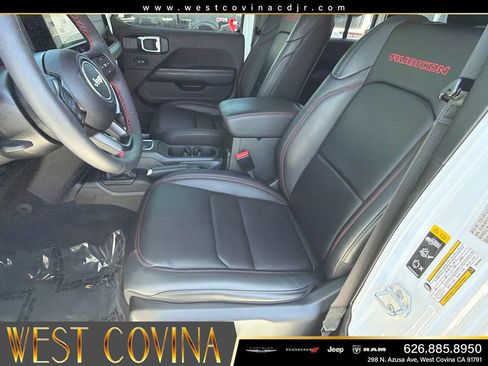Used 2024 Jeep Wrangler Unlimited Rubicon AWD/4WD image 14