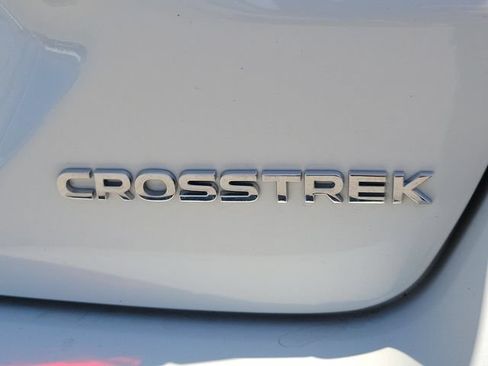 Used 2025 Subaru Crosstrek 2.5i Premium AWD/4WD image 31