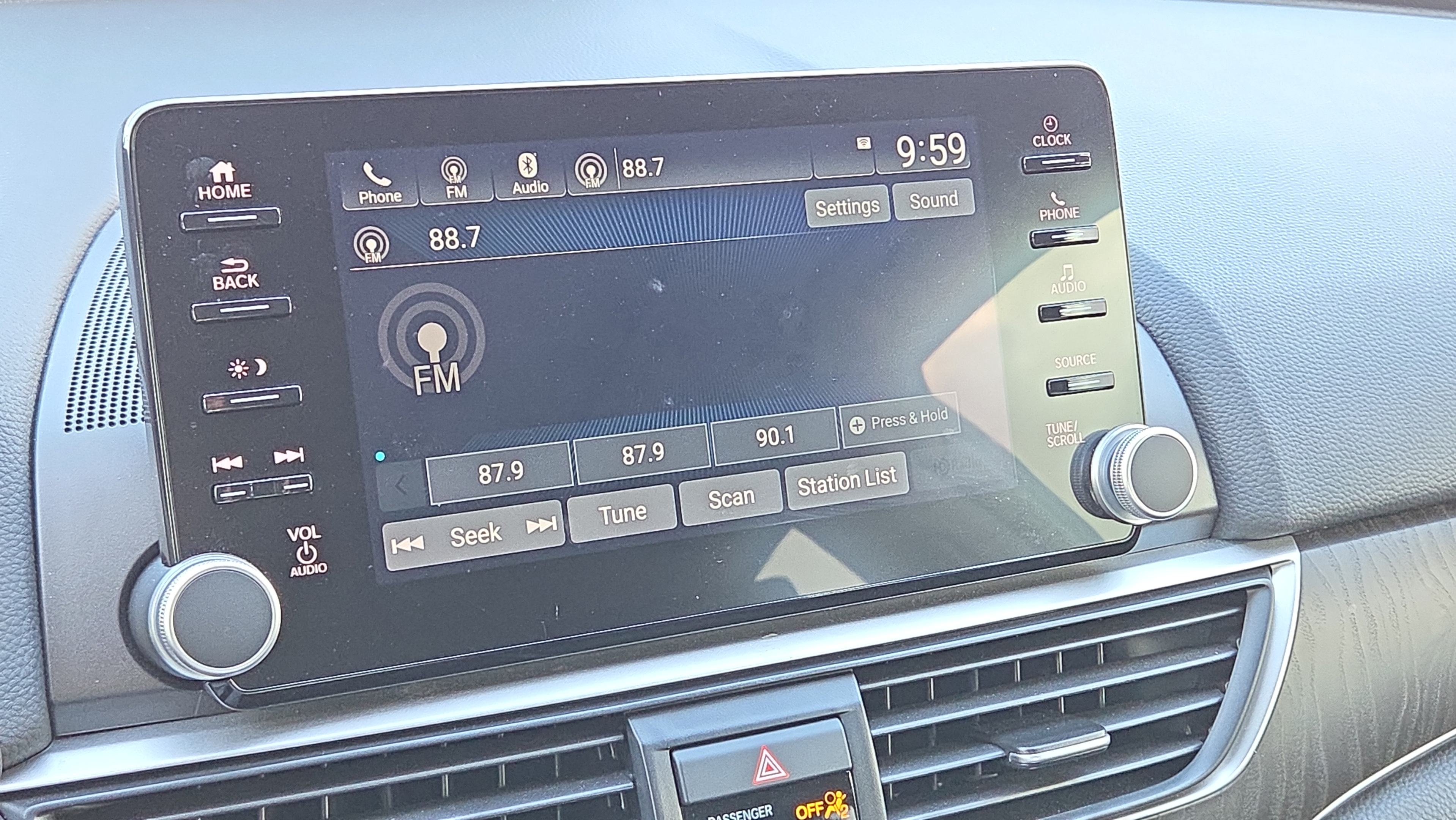 Used 2022 Honda Accord EX-L image 16