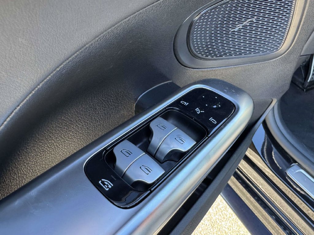 Used 2023 Mercedes-Benz C 43 AMG 4MATIC Sedan image 17