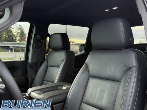 Used 2023 Chevrolet Silverado 1500 Custom Trail Boss w/ LPO, Dark Essentials Package image 10