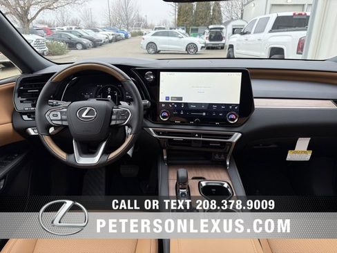 New 2026 Lexus RX 450h PREMIUM AWD image 13