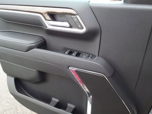 Certified 2023 GMC Sierra 1500 Elevation image 12