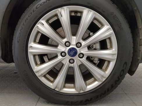Used 2017 Ford Escape Titanium AWD/4WD image 31