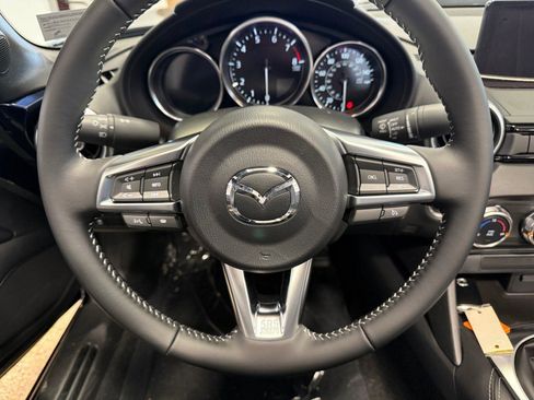 New 2025 MAZDA MX-5 Miata Grand Touring w/ Appearance Package image 17