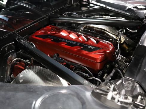 Used 2023 Chevrolet Corvette Stingray Coupe w/ Z51 Performance Package RWD image 22