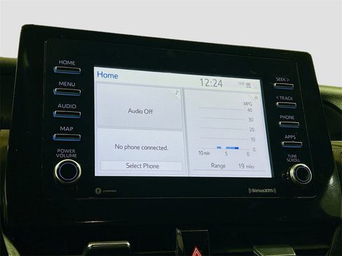 Used 2023 Toyota Camry SE image 12