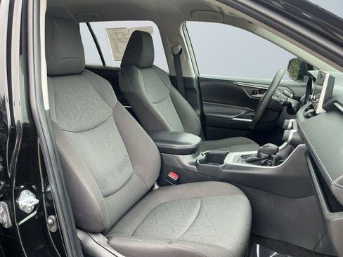 Certified 2023 Toyota RAV4 XLE image 17