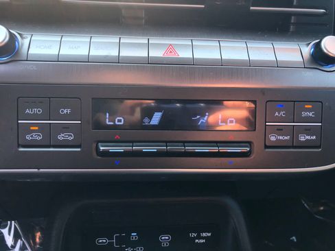 Certified 2025 Hyundai Kona SEL AWD/4WD image 15