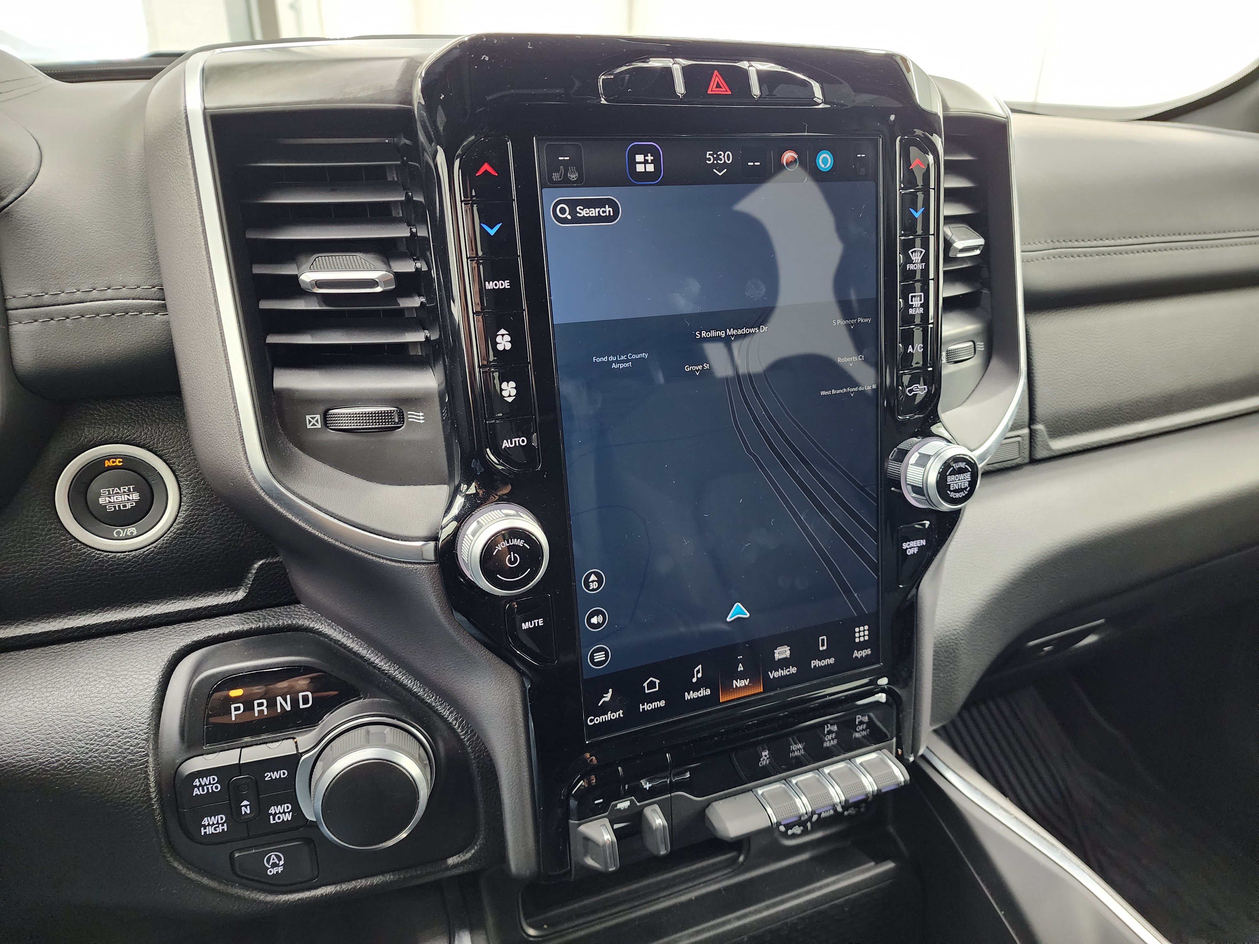 Used 2024 RAM 1500 Big Horn AWD/4WD image 11
