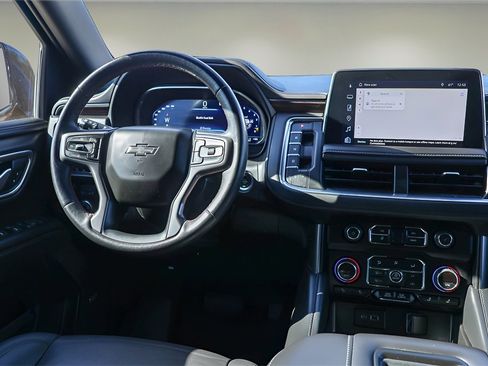 Used 2022 Chevrolet Tahoe Z71 w/ Luxury Package image 10