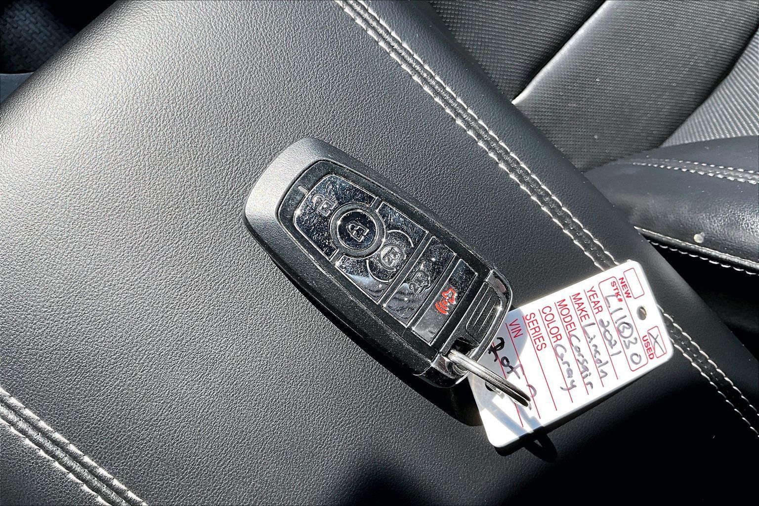 Used 2021 Lincoln Corsair AWD w/ Equipment Group 101A image 11