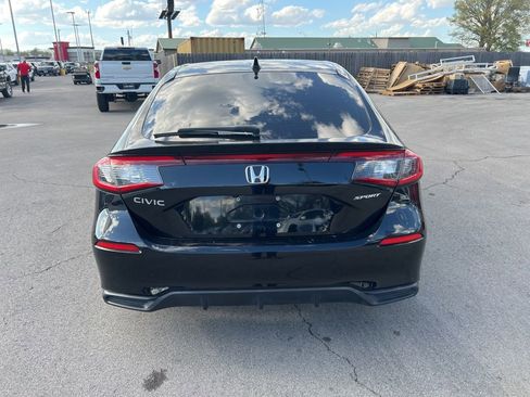 Used 2023 Honda Civic Sport image 4