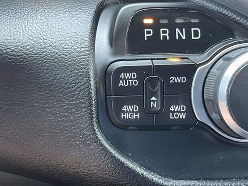 Used 2022 RAM 1500 Big Horn AWD/4WD image 32