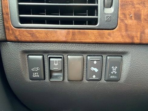 Used 2013 Nissan Armada Platinum AWD/4WD image 22