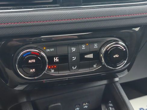 Certified 2026 Chevrolet TrailBlazer RS w/ Convenience Package image 33