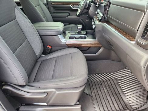 Used 2024 GMC Sierra 1500 Elevation w/ Preferred Package image 14