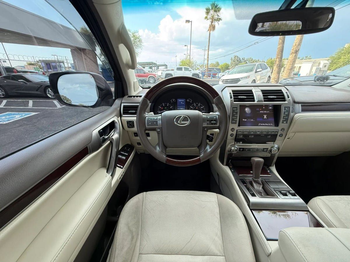 Used 2014 Lexus GX 460 w/ Premium Package AWD/4WD image 54