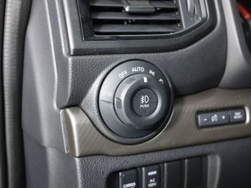 Used 2023 Nissan Titan PRO-4X w/ Pro-4x Convenience Package image 27