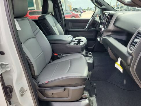 New 2026 RAM 2500 Tradesman AWD/4WD image 22