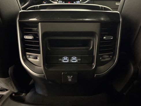 Used 2021 RAM 1500 Laramie w/ Sport Appearance Package AWD/4WD image 34