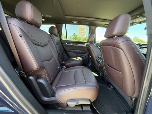 Used 2024 Cadillac XT6 Premium Luxury w/ LPO, Floor Liner Package AWD/4WD image 34