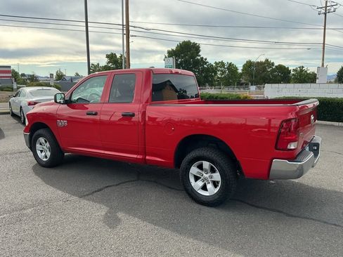 Used 2024 RAM 1500 Classic SLT AWD/4WD image 11