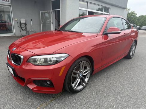 Used 2018 BMW 230i xDrive Coupe AWD/4WD image 3