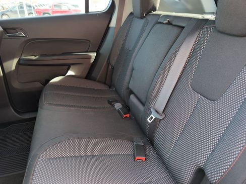 Used 2017 Chevrolet Equinox LT w/ Convenience Package image 10