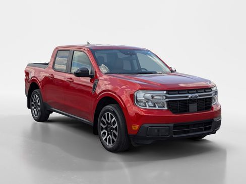 Used 2024 Ford Maverick Lariat FWD image 2