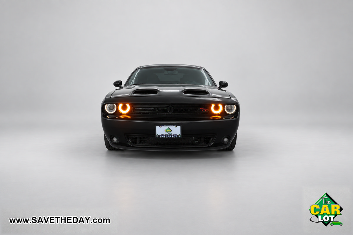 Used 2018 Dodge Challenger R/T w/ Blacktop Package RWD image 11