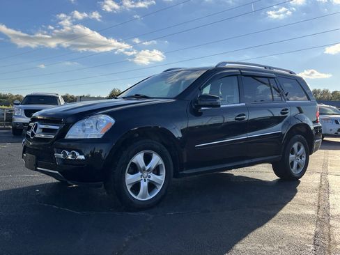 Used 2011 Mercedes-Benz GL 450 4MATIC image 1