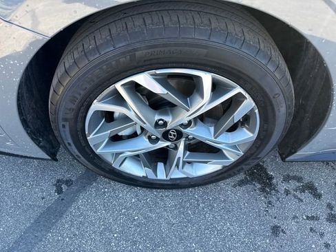 Certified 2023 Hyundai Sonata SEL w/ Convenience Package image 39